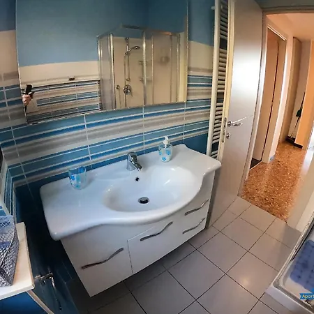 Arcobaleno A 500 Metri Dal Mare Apartament *