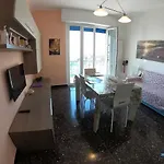 Arcobaleno A 500 Metri Dal Mare